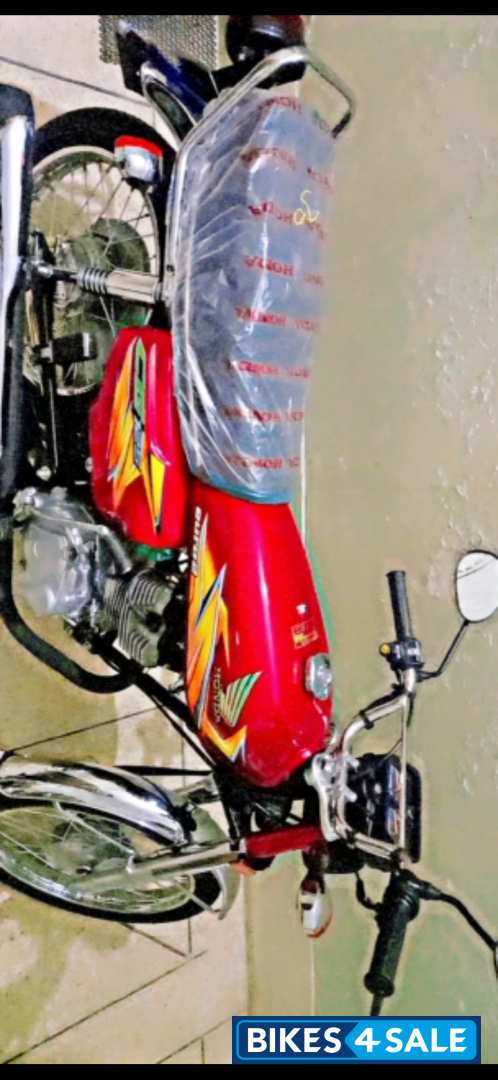 Red Honda 125