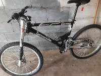 Cannondale Jekyll 3000 with Lefty Max front fork