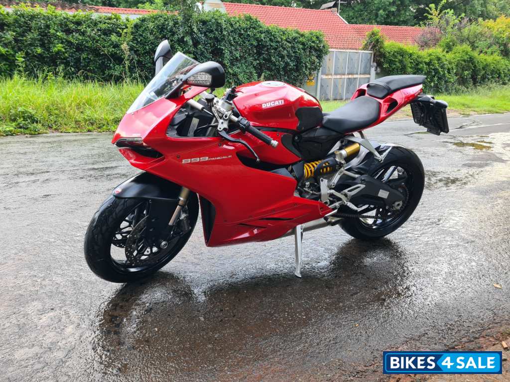Red Ducati Panigale 899 Red Ducati Panigale 899