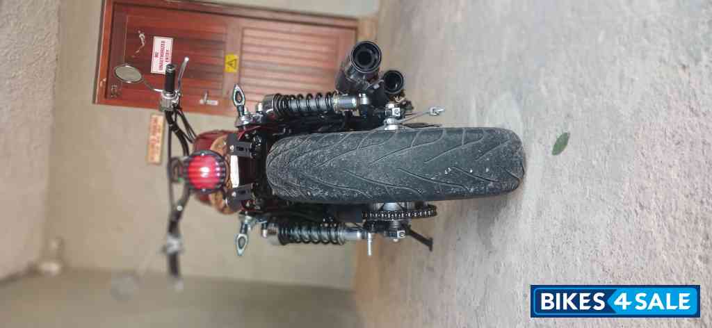 Red Honda VT-S 750 Red Honda VT-S 750