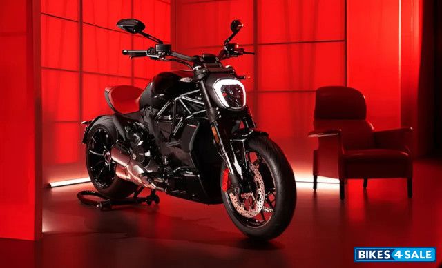 Ducati XDiavel Nera