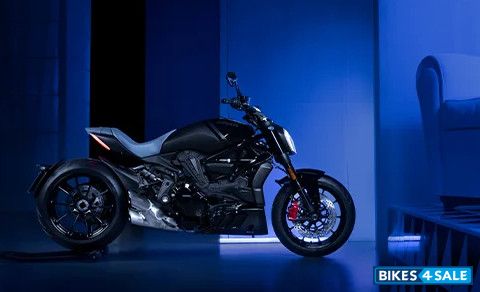 Ducati XDiavel Nera