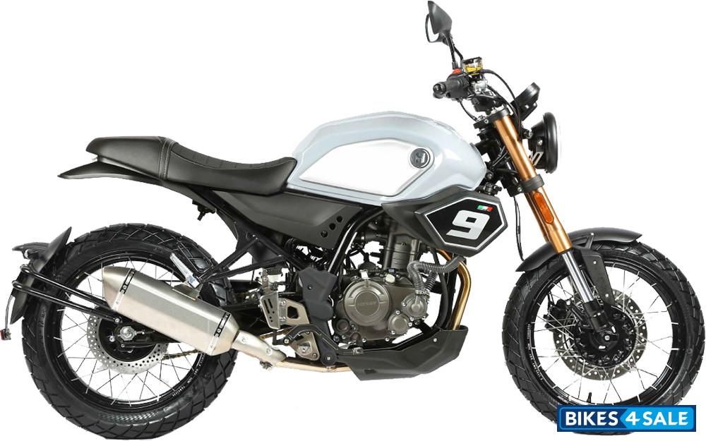 Hanway SC 125 Furious - White