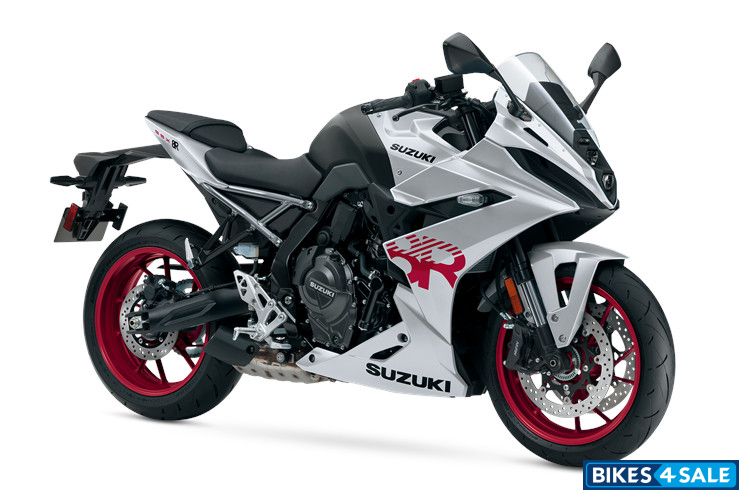 Suzuki 2024 GSX-8R