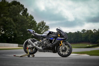 Yamaha 2024 YZF-R1M