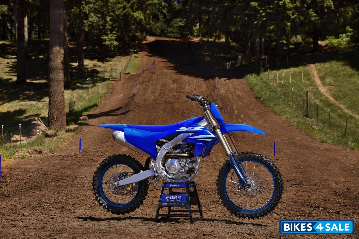 Yamaha 2025 YZ450F Team Yamaha Blue